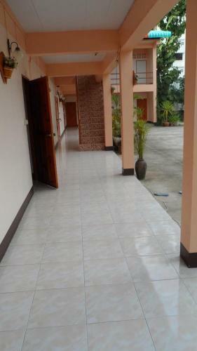 Hostal Puangchompoo Place
