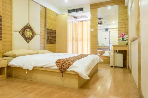 Hotel Rangsit Grand Condo