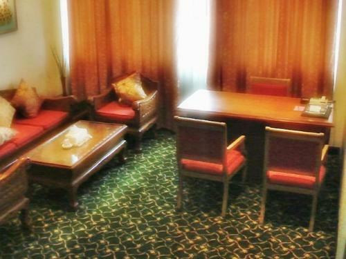Posada Maeyom Palace Hotel