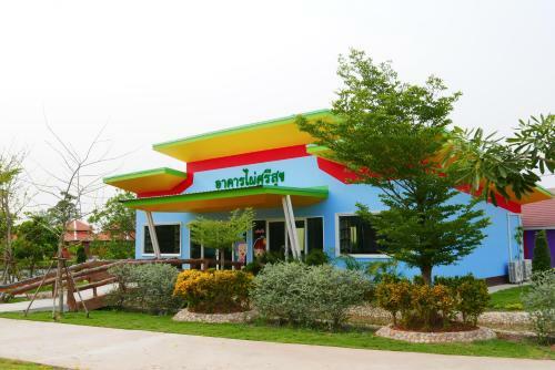 Hotel Suphanwarin Resort