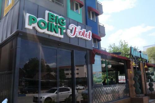 B?g Po?nt Hotel
