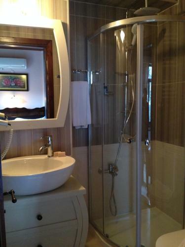 Hotel �ngen Country