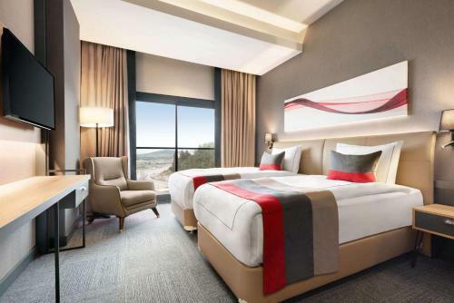 Hotel Ramada By Wyndham Tire