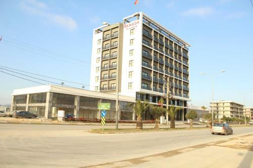 Hotel Ramada By Wyndham Tire