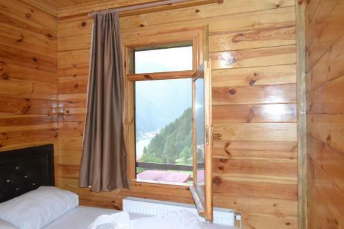 Ozturk Apart