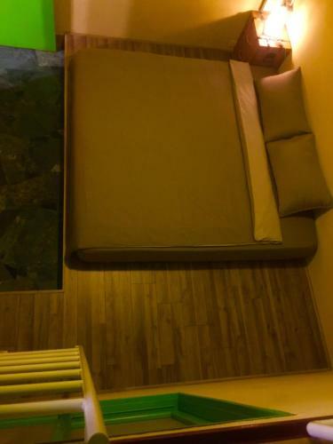 Roomi House