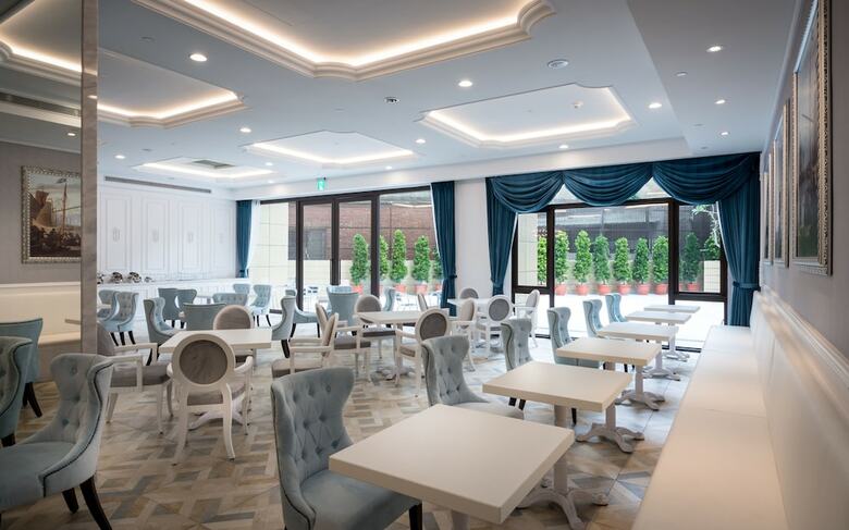 Hua Hotel