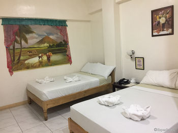 Hotel Constrell Pension House