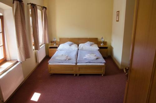 Hostal Penzion Nad Oborou