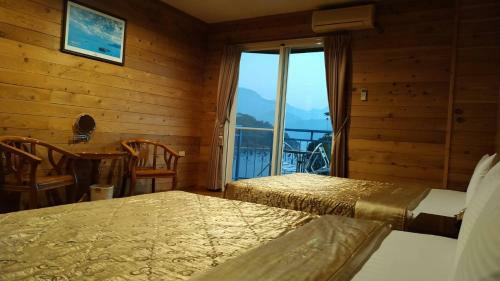 Bed & Breakfast Crystal Jade Chalet