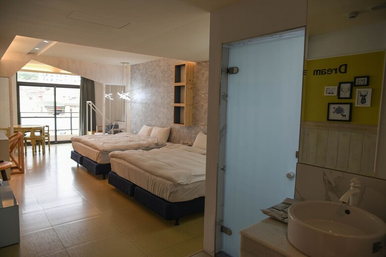 Bed & Breakfast Ace House