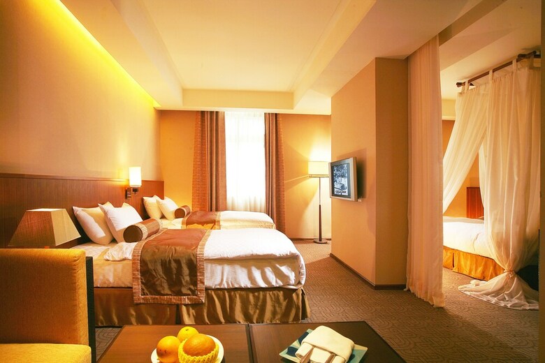 Hotel Young Lake Resort