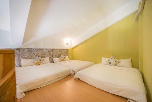 Outline B&B