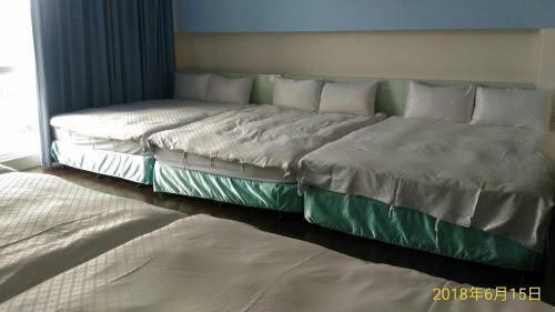 Sky Square Homestay