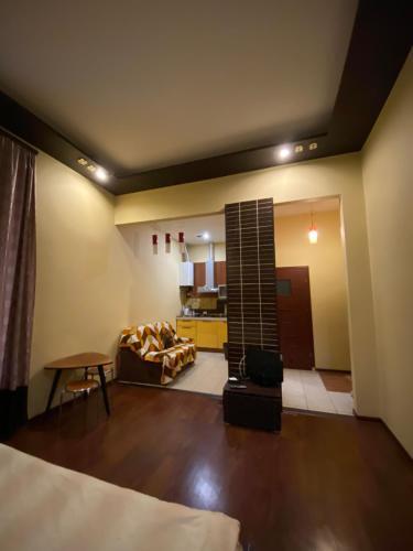 Apartment Lviv Centre Doroshenka 19