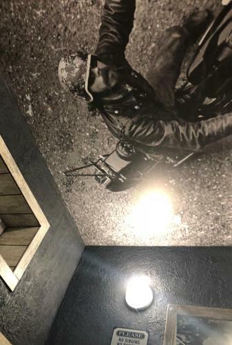 Hotel Biker's Pub
