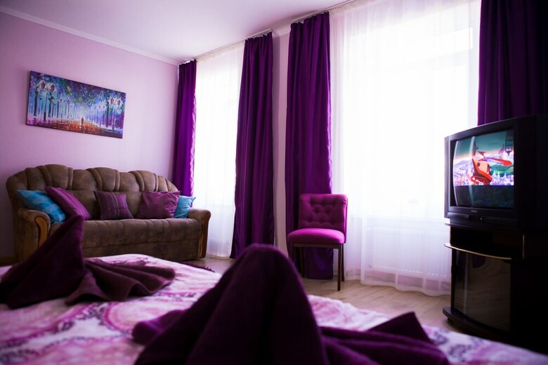 Best Apartments On Kyryla & Mefodia