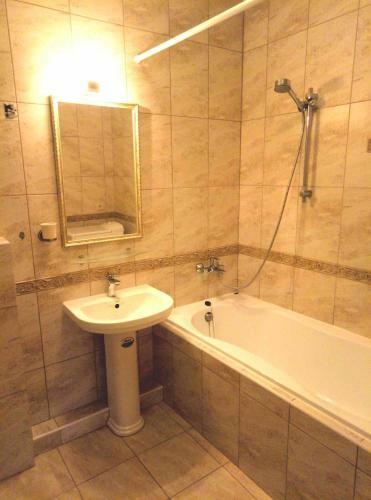 Apartment On Pavlova - Centre