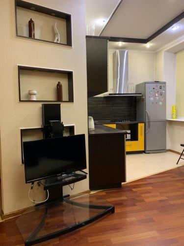 Apartment Near Ukraine Mall