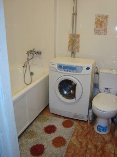 Apartment 2 Bed Rooms Near Aristokrat