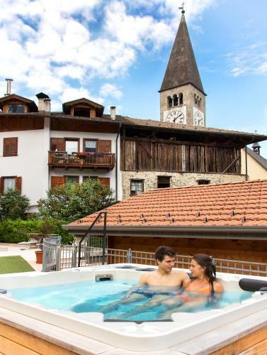 Hotel Albergo Cavallino Bianco