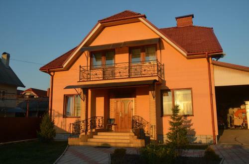Hostal Semeyny Guest House