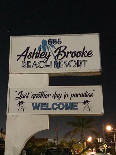 Motel Ashley Brooke Beach Resort