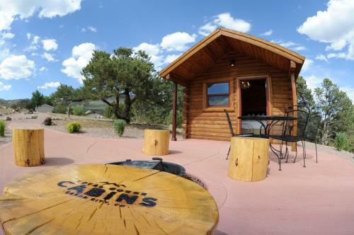 Hotel Royal Gorge Cabins