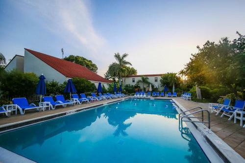 Apartamento East Gulf Condo #741