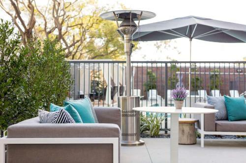 Cambria Hotel Lax