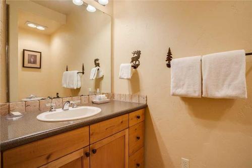 2310 Timberline Lodge, Trappeur's Crossing
