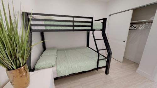 Apartamento Collins Condo #256742