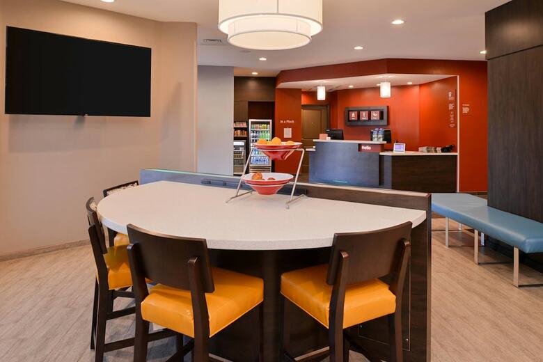 Hotel Towneplace Suites By Marriott Laplace