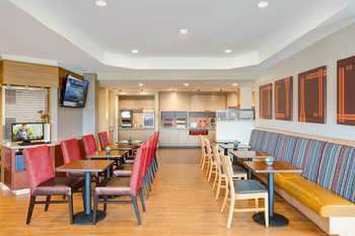 Hotel Towneplace Suites By Marriott Laplace