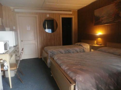 Sage And Sand Motel