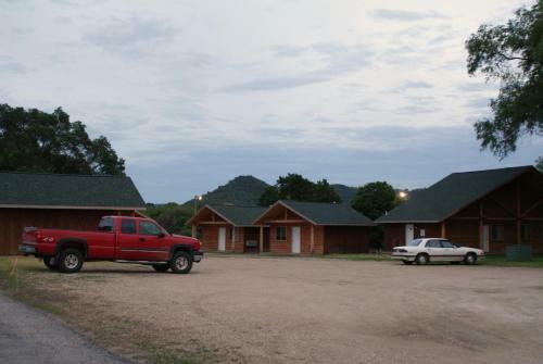 Hotel Buffalo County Resort