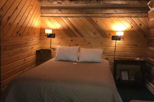 Judith Mountain Lodge