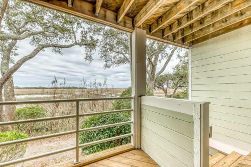 Shelter Cove 1722