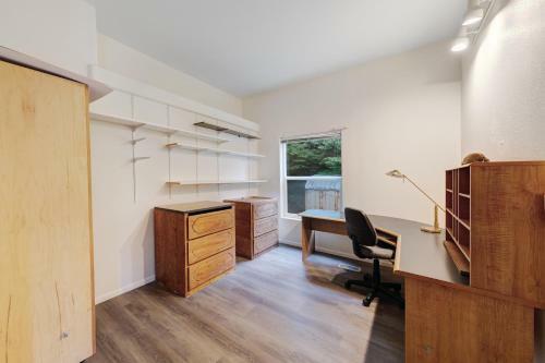Forest Grove Retreat
