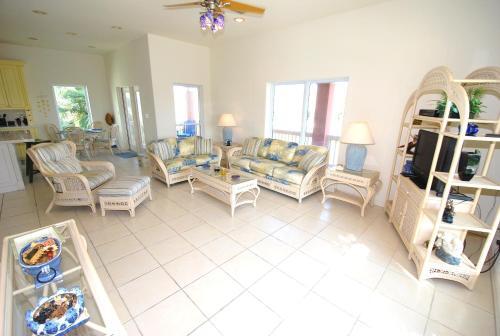 114 Bay Harbor Townhouse