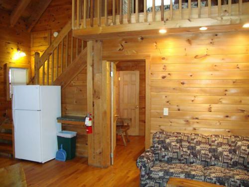 Hotel Bear Den Mountain Resort