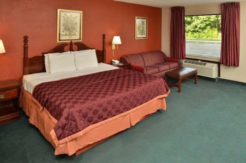 Hotel America's Best Value Inn & Suites