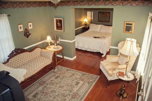 Posada The Carriage Inn Bed And Breakfast