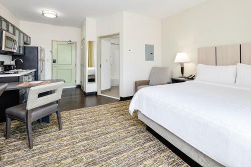 Hotel Candlewood Suites - Farmers Branch
