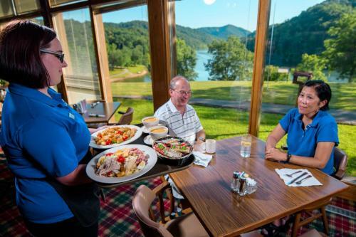 Buckhorn Lake State Resort Park