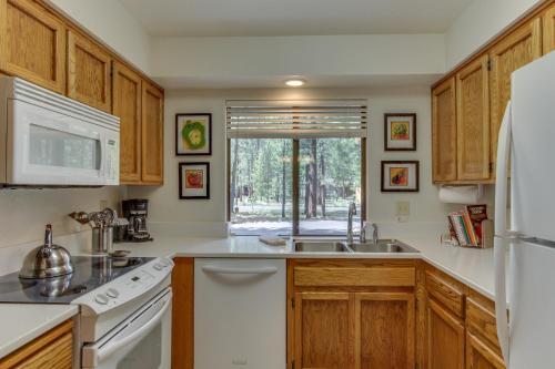 13 Tamarack