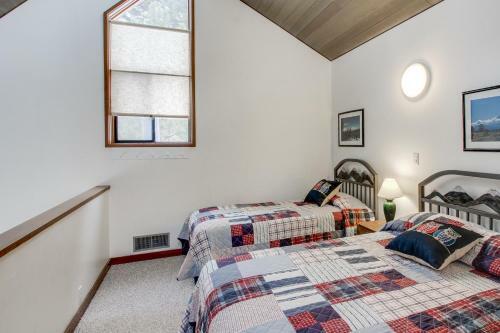 31 Mtn. View Condo