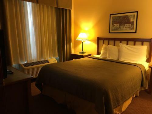 Hotel Norwood Inn And Suites Chaska