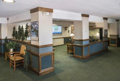 Hotel Potawatomi Inn & Cabins
