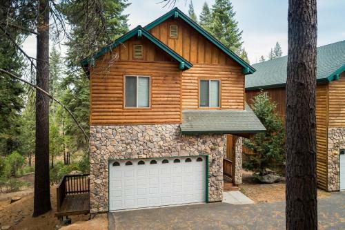Knotty Rock Ridge